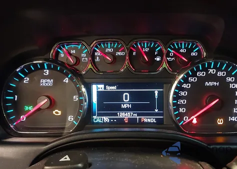 2017 Chevrolet Silverado 1500 1Lt z USA, uszkodzony, nr VIN 1GCRCREC7HZ270808